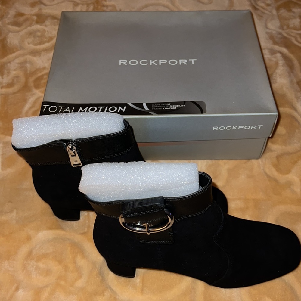 Womens Black Rockport Bootie w/decorative Buckle. 7W - Picture 9 of 11
